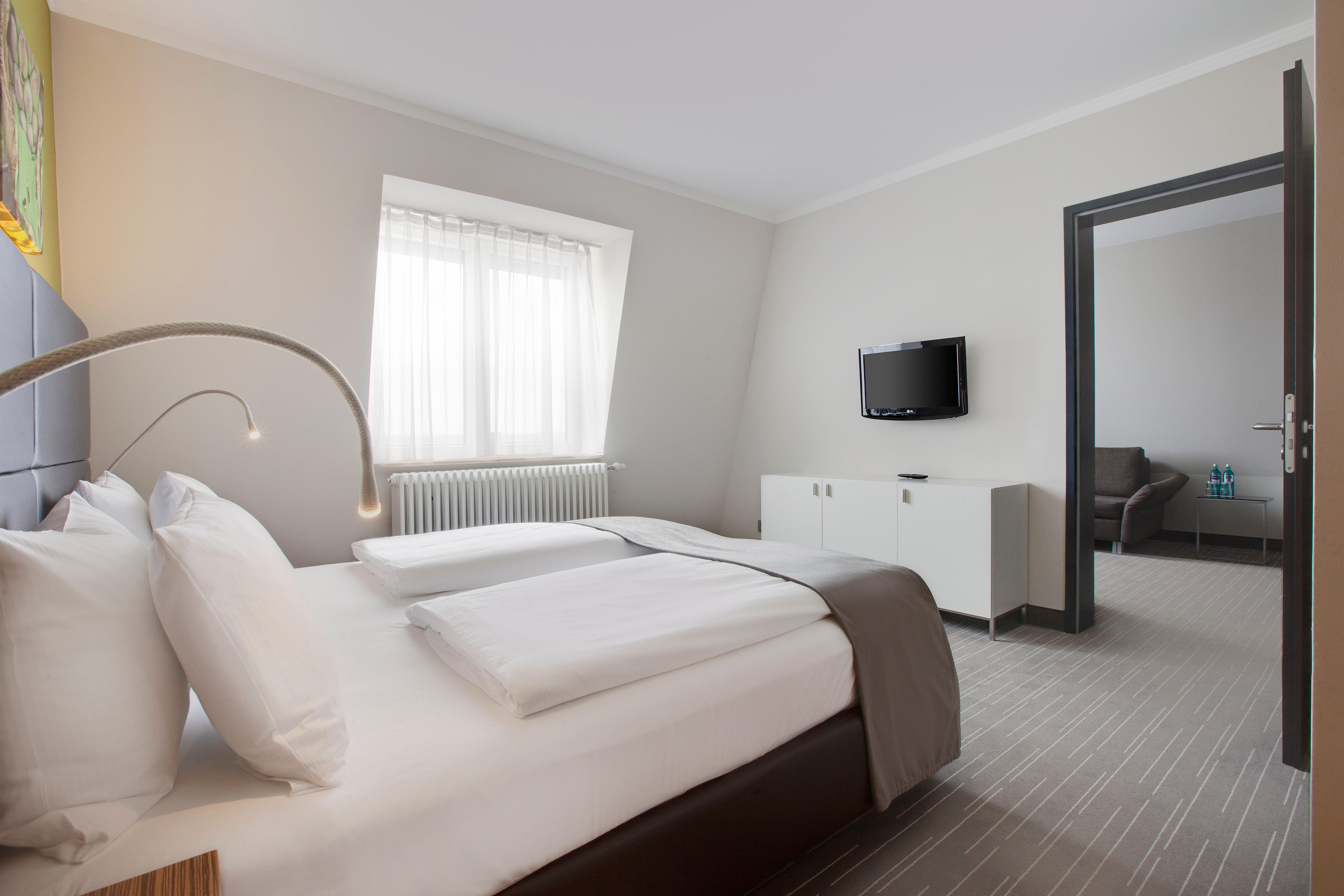 Willow Hotel Restaurant Koetschlitz Екстер'єр фото